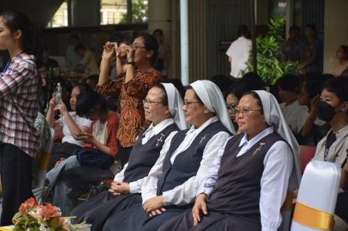 DSC 0390 (1) (1) (1)