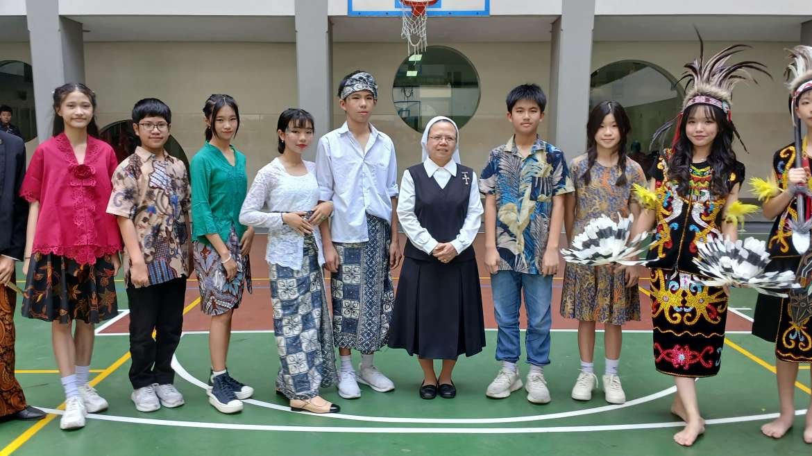 PERAYAAN PASKAH BERSAMA & HARI KARTINI