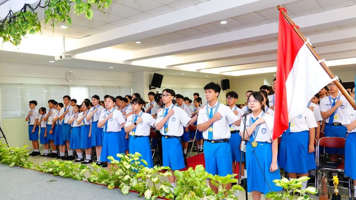 Momen Bersejarah Angkatan Emas, Penyerahan Ijazah Angkatan ke-50