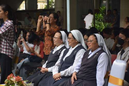 DSC 0390 (1) (1) (1)